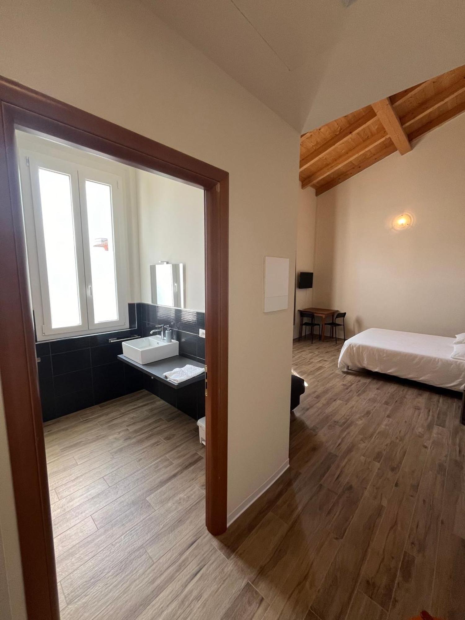 Casa Nel Borgo Di Capraia Montelupo Fiorentino Eksteriør billede